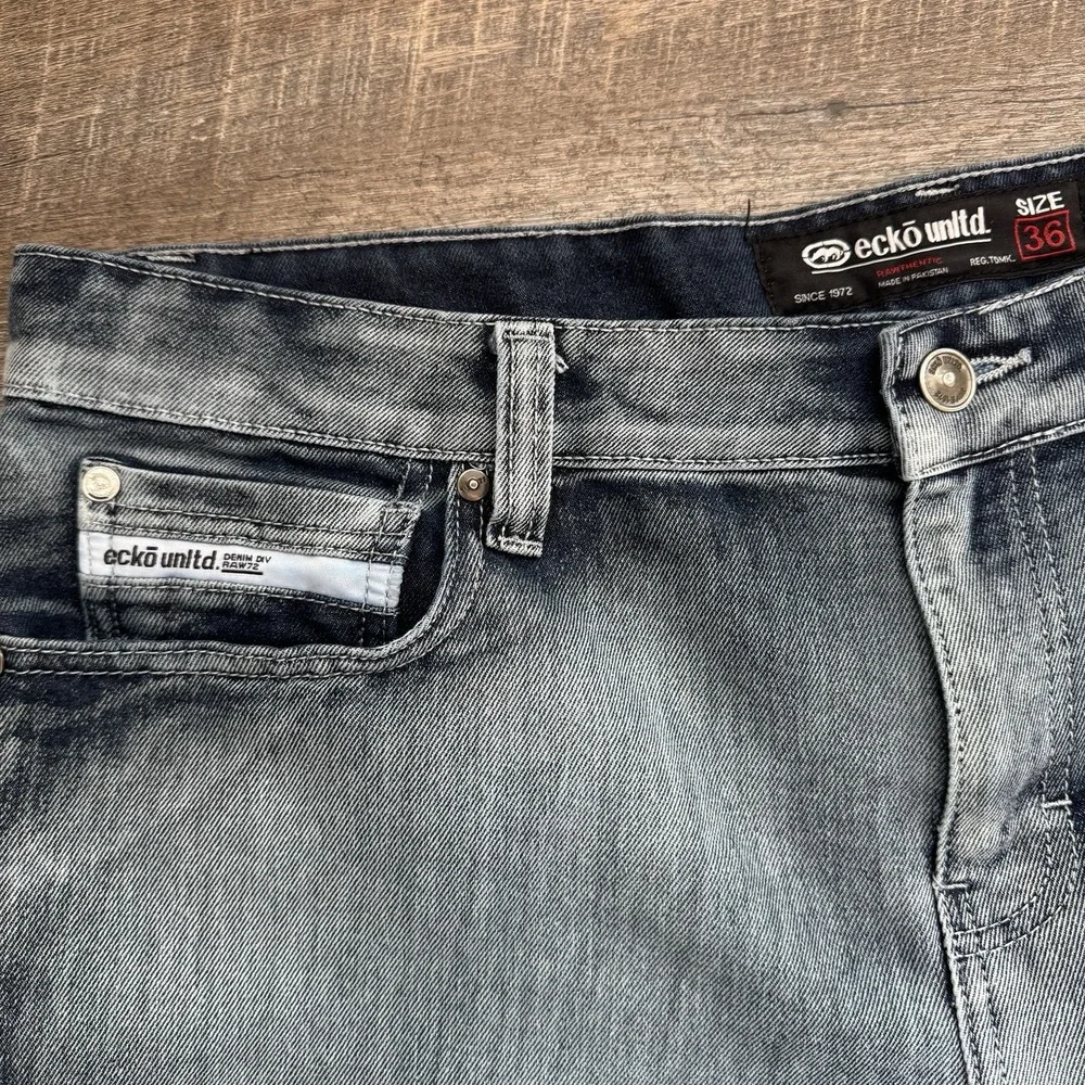 Vintage Y2K Ecko Unltd Relaxed Jean Shorts Size 38 Blue Skate Grunge Inseam 11" - Picture 3 of 8